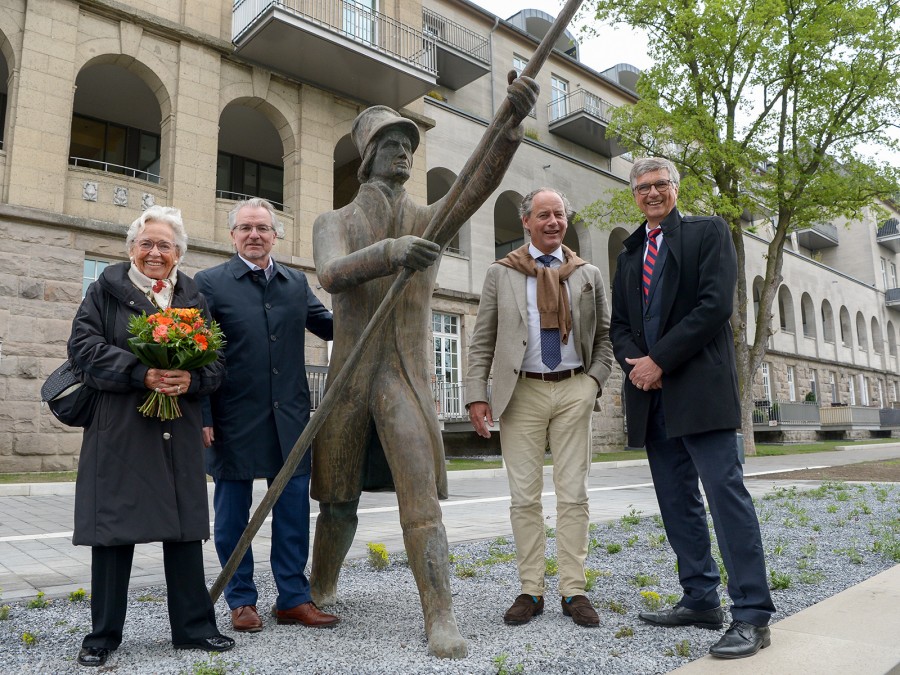 „Der Fährmann“ zieht ans Ruhrufer – Parkstadt Mülheim